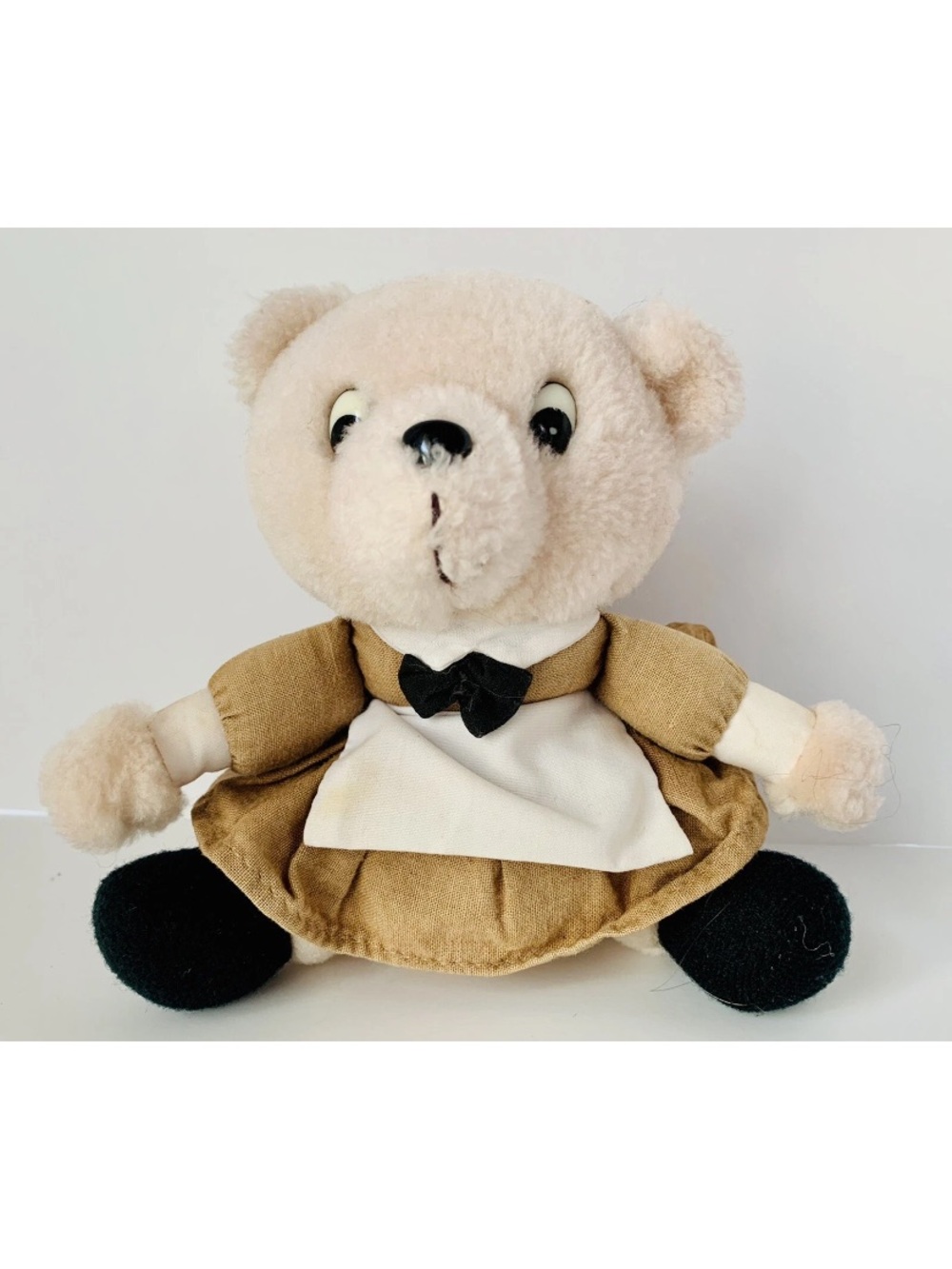 Vintage Soft Things Teddy Bear plush Pilgrim stuffed animal 5.5”